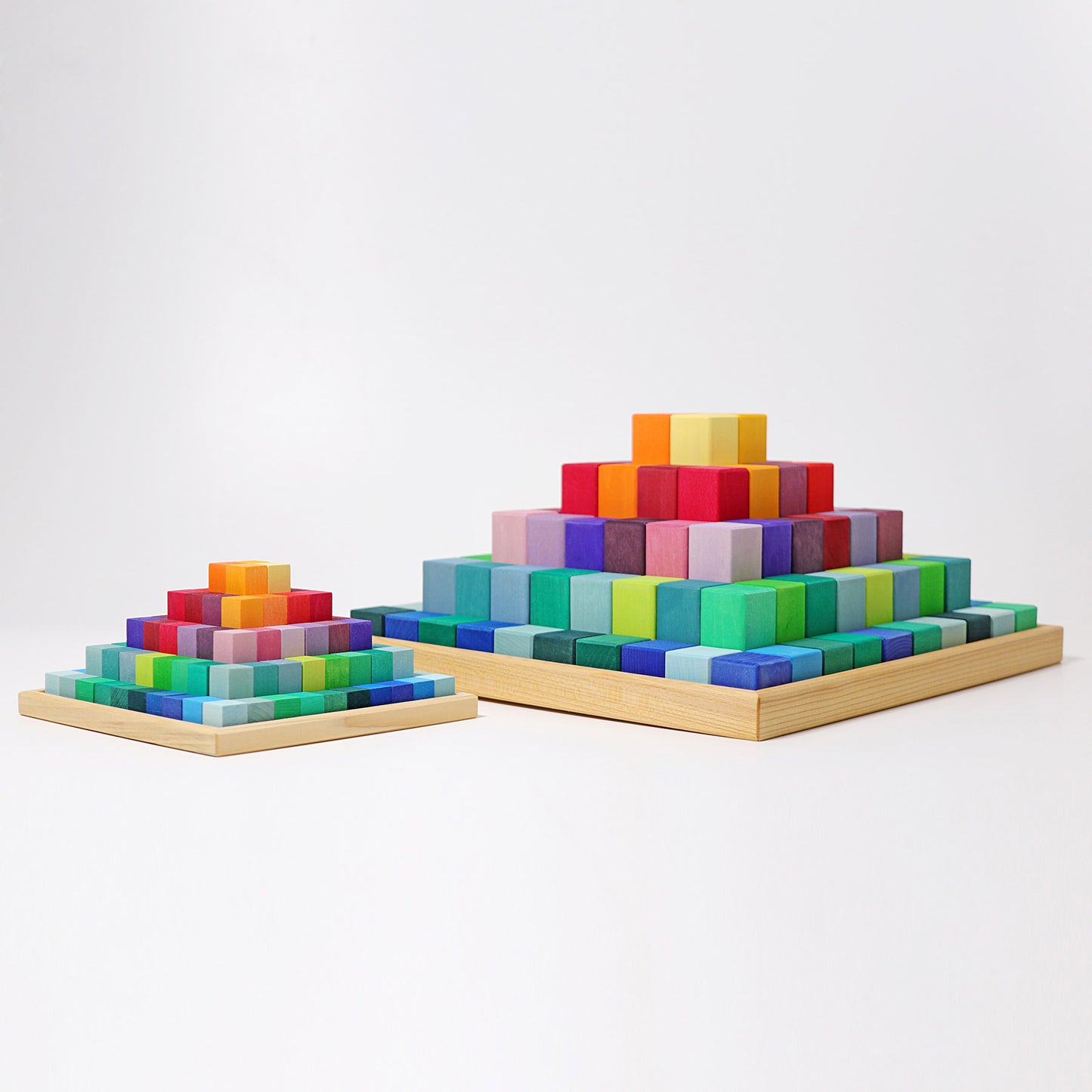 Large Stepped Pyramid (LSP)