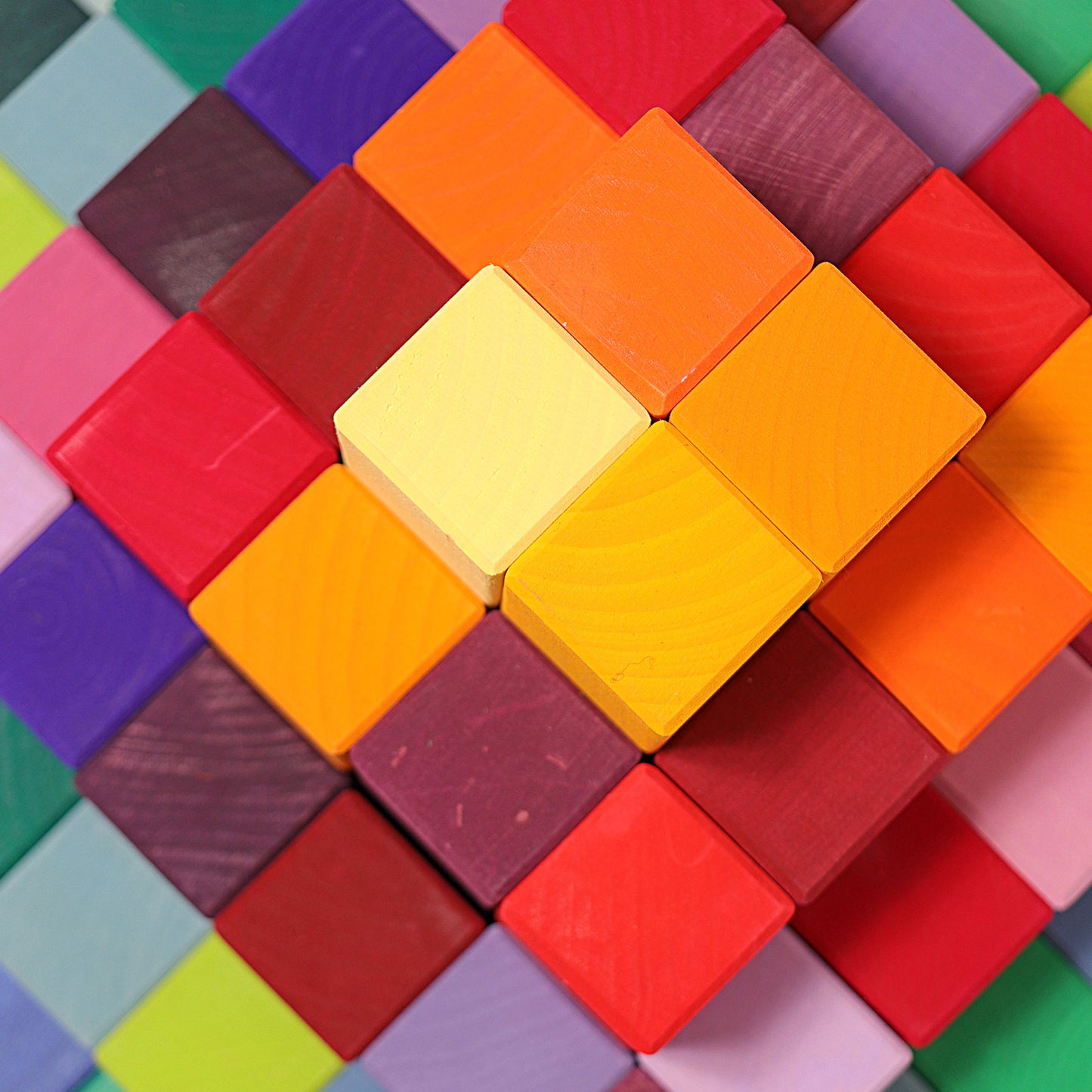 Large Stepped Pyramid (LSP)