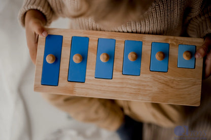 Short - Tall Knob Puzzle