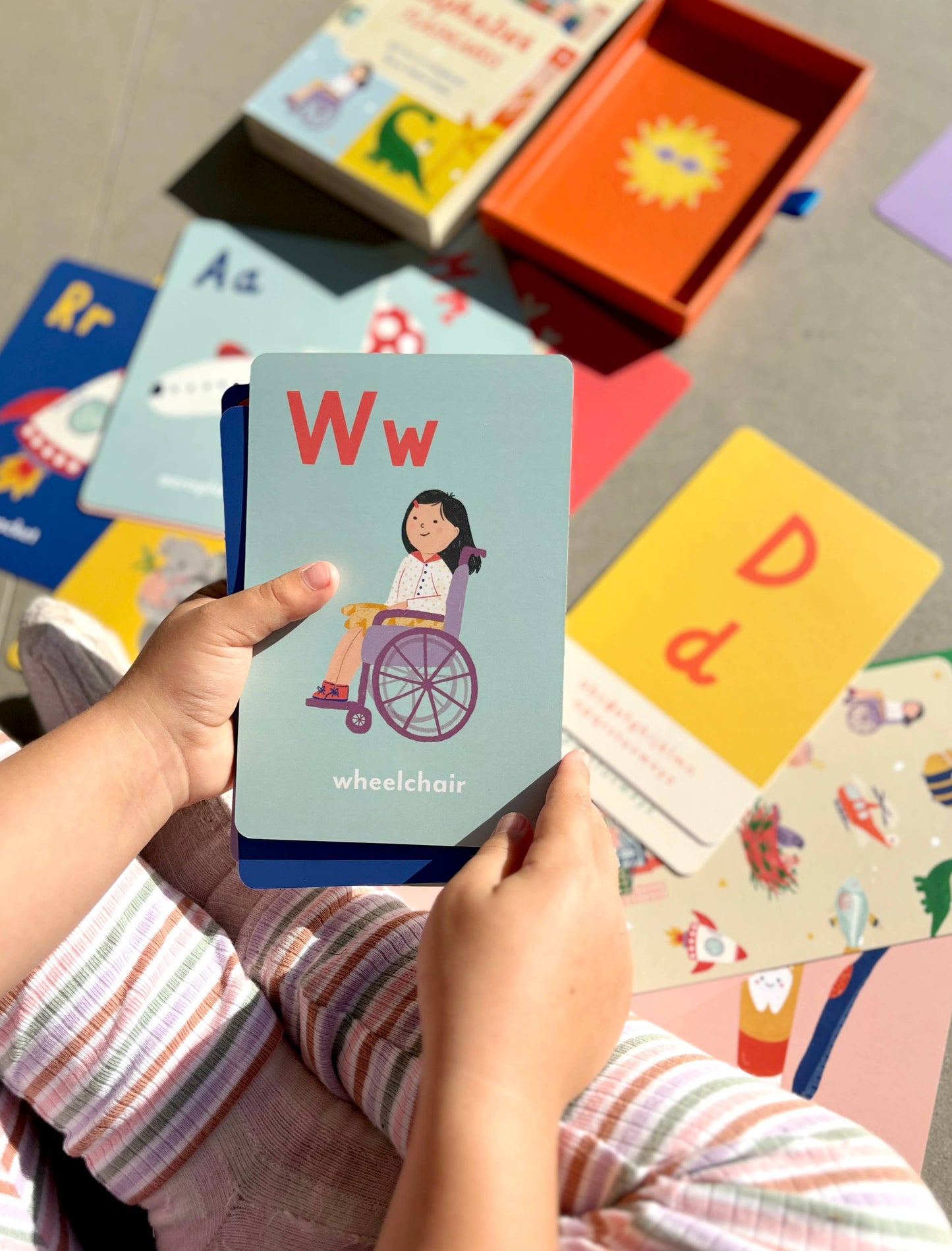 A-Z Illustrated Alphabet - Flash Cards