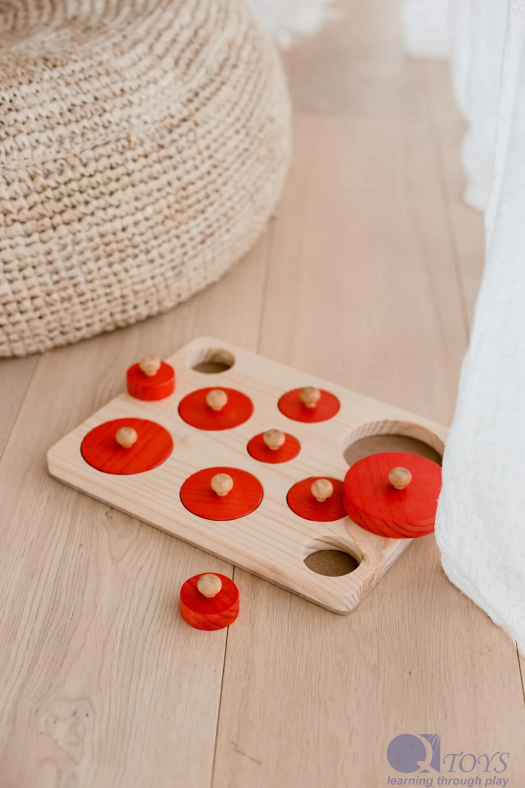 QToys | Montessori Size Puzzle