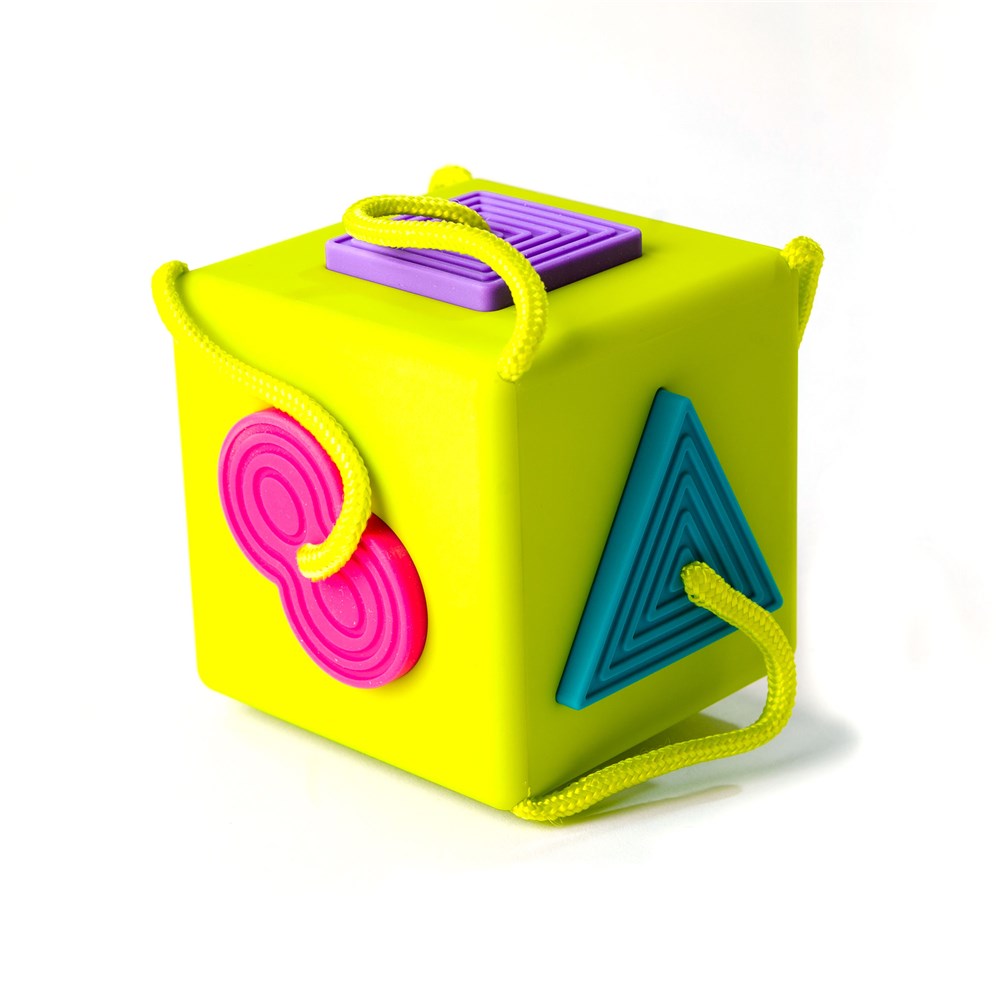 Fat Brain Toys | Oombee Cube