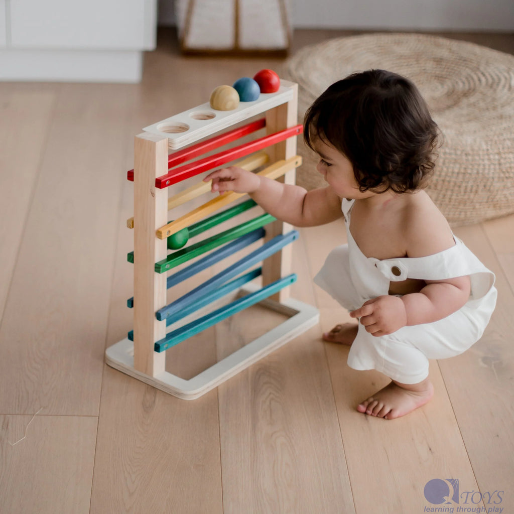QToys | Track a Ball Rack