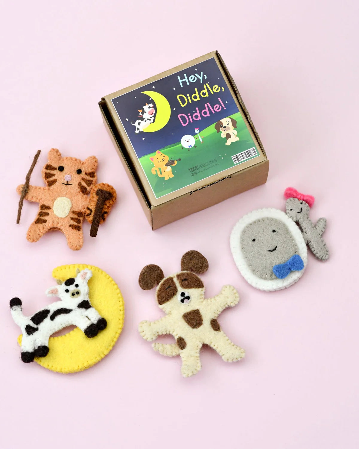 Tara Treasures | Hey Diddle Diddle Finger Puppet Set