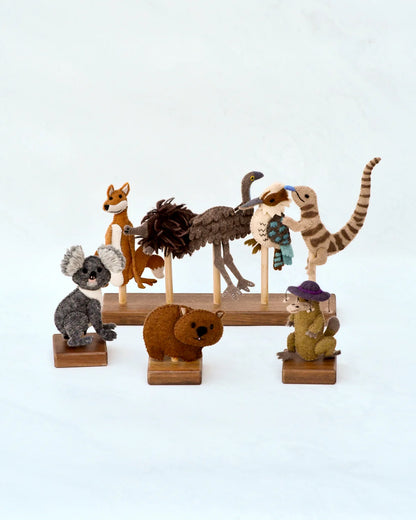 Tara Treasures | Wombat Stew Finger Puppet Set