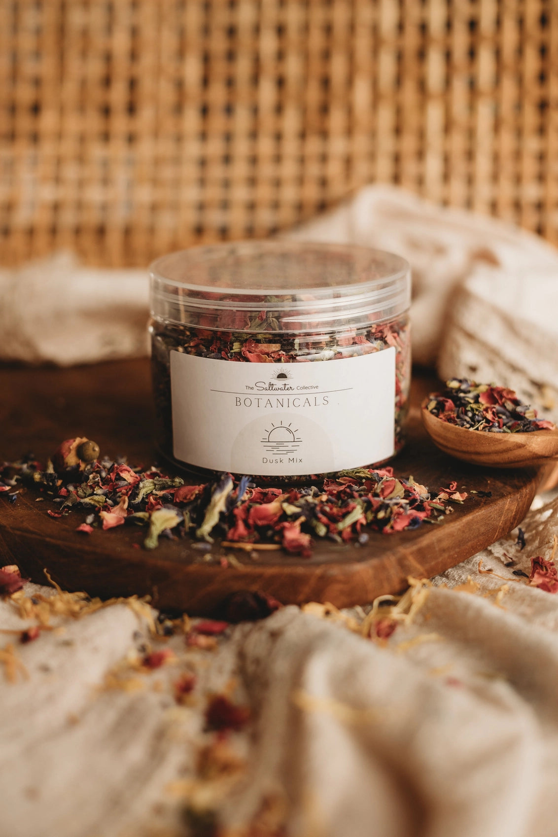 The Saltwater Collective | Botanicals (Medium)