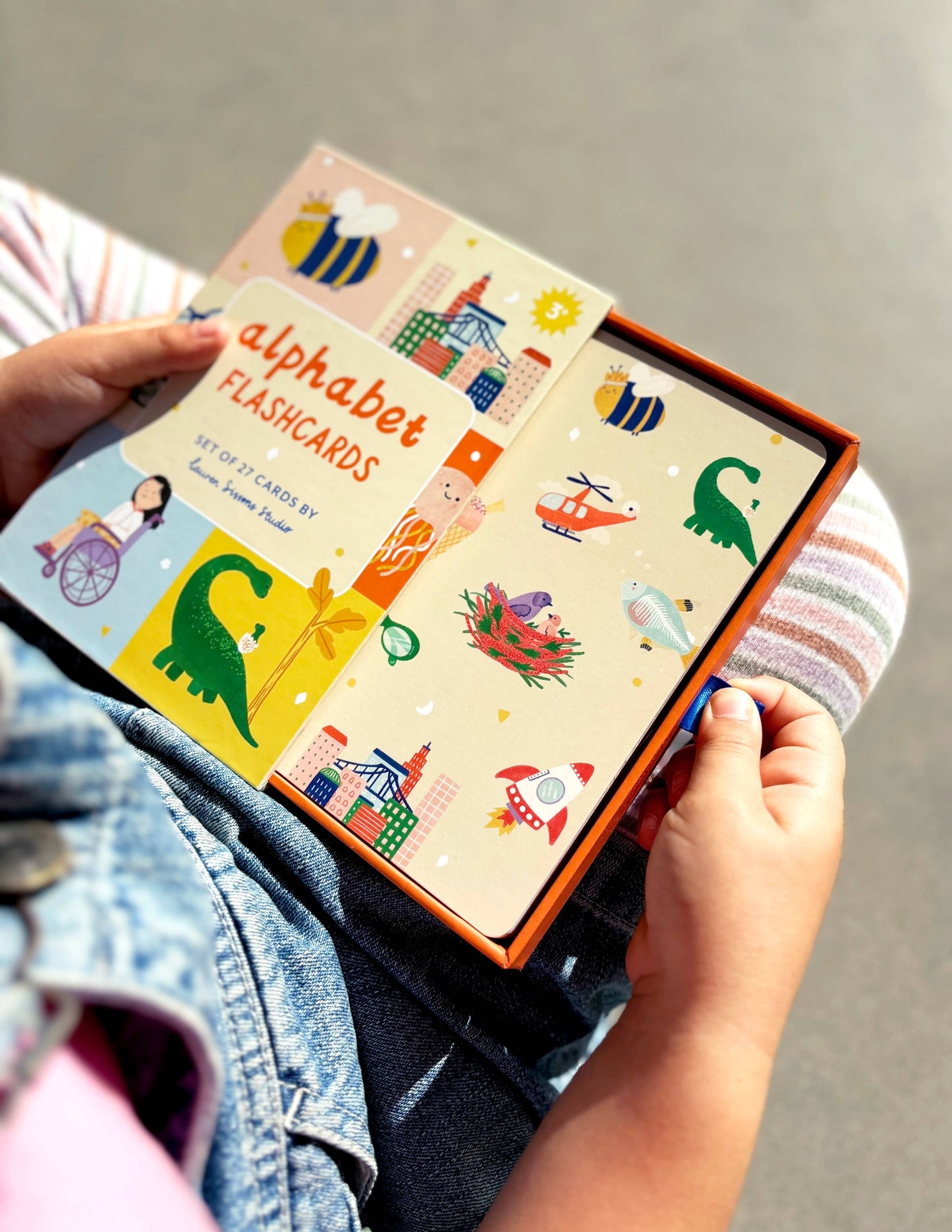 A-Z Illustrated Alphabet - Flash Cards