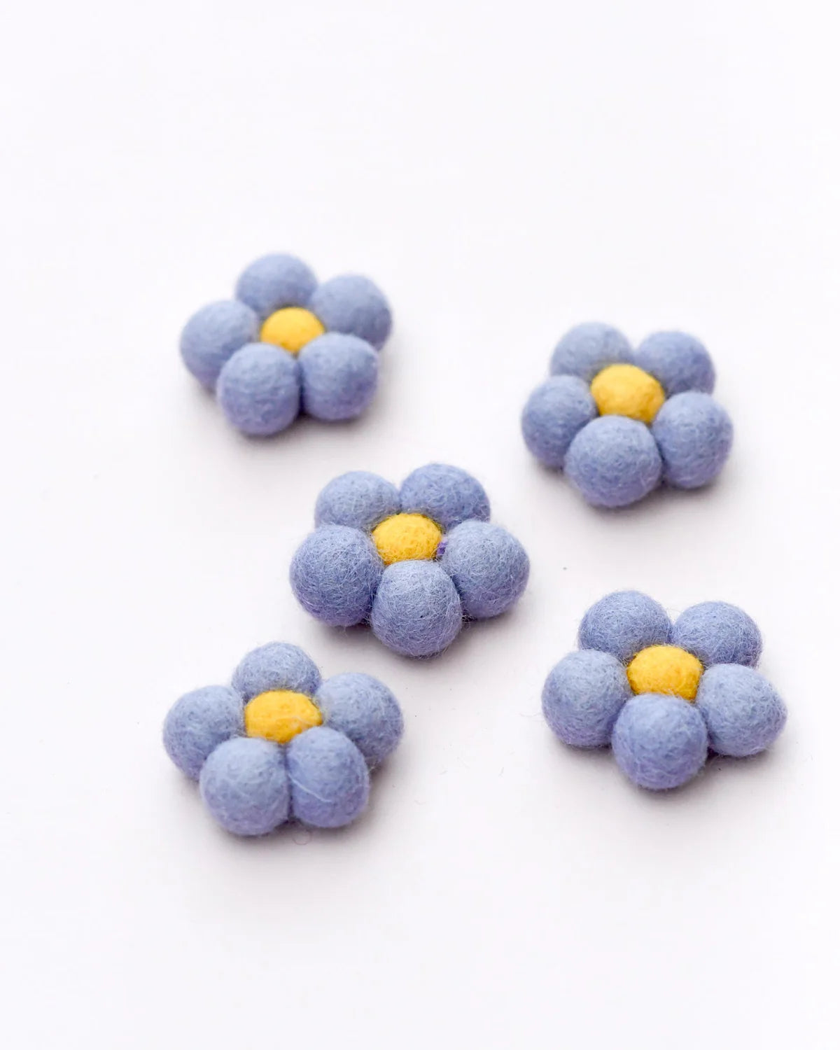 Felt Daisy Flowers (Periwinkle Coloured) - 5 Flowers