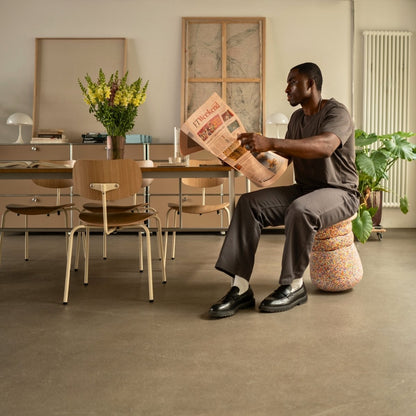 Stapelstein Dynamic Sitting, Australia