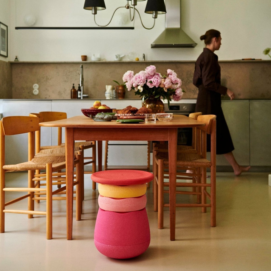 Stapelstein Dynamic Sitting, Australia